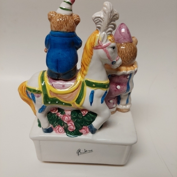 Heritage Mint "Clowning Around" Music Box - Picture 4 of 13